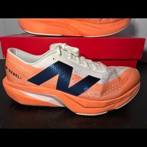 New Balance FuelCell Rebel v4 Running Shoes Hot Mango Angora Mens 13 2E Wide